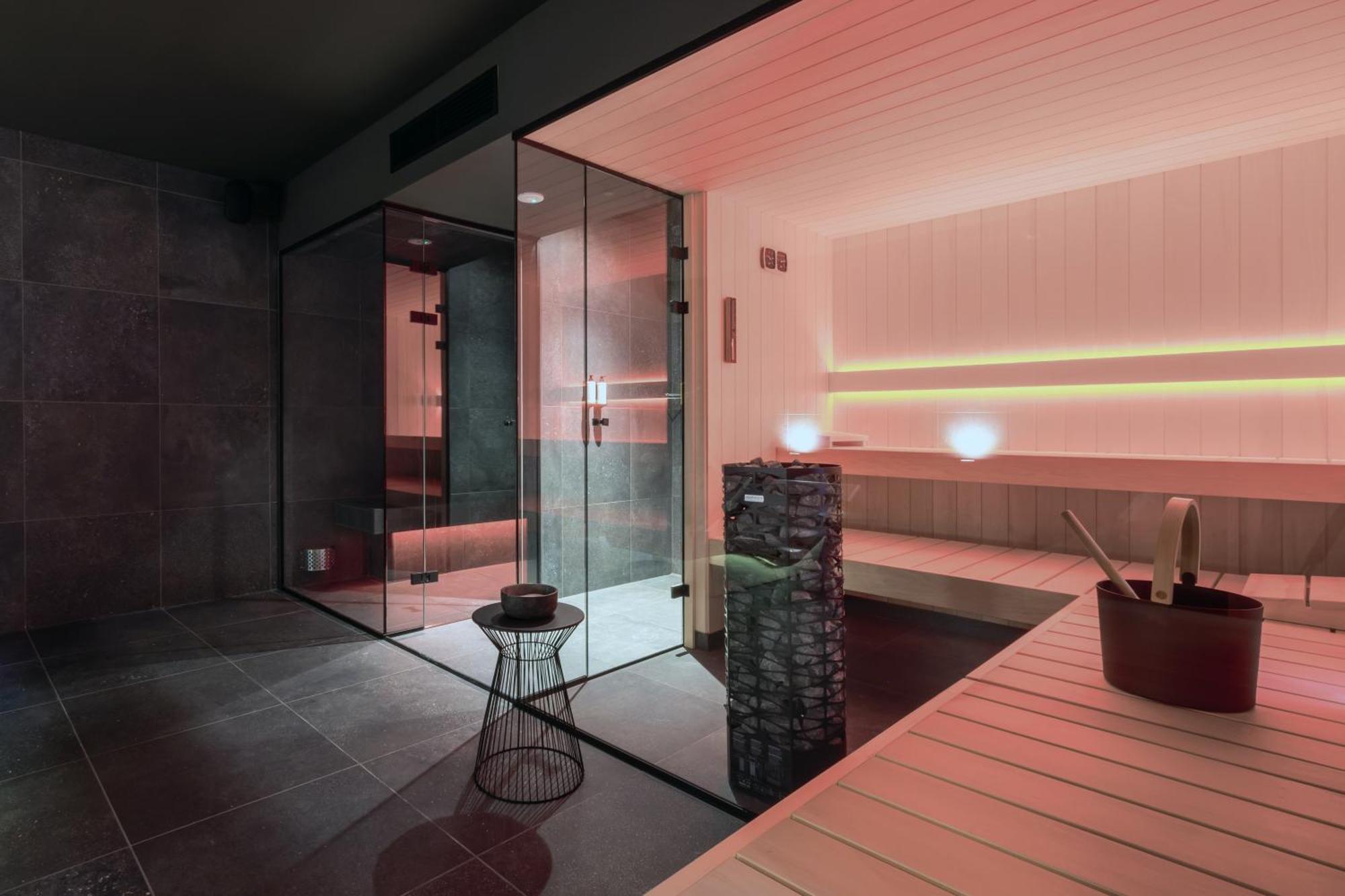 One Two Four - Hotel & Spa 根特 外观 照片