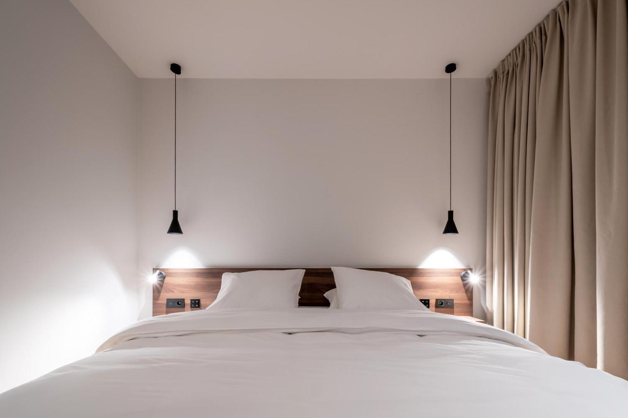 One Two Four - Hotel & Spa 根特 外观 照片